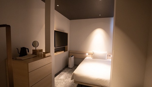 [ YOSHITOKI 302 ] Modern Standard Double Room