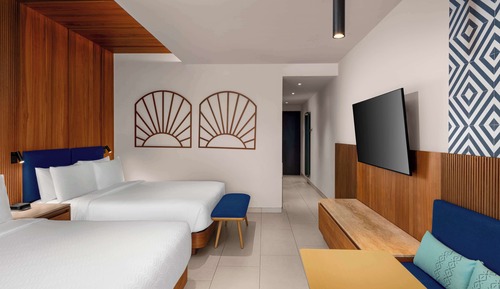 Enclave Beachfront Room - 2 Queen - Terrace