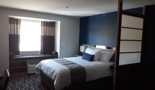 Room, 1 Queen Bed, Non Smoking