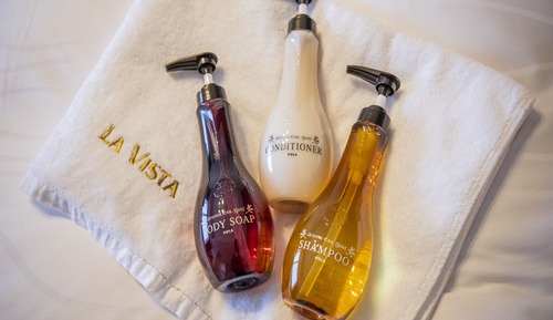 Hollywood Twin Room (Italian Full-Course Dinner (with JPY 6600) & Western Japanese Breakfast Buffet)