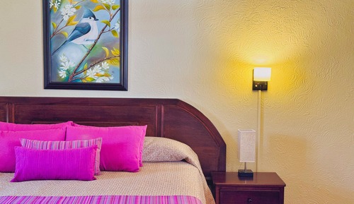 Deluxe Double Room, 1 Bedroom, Pool View, Tower