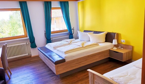 Comfort Triple Room