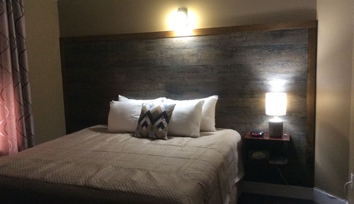 Classic Room, 1 King Bed, Allergy Friendly
