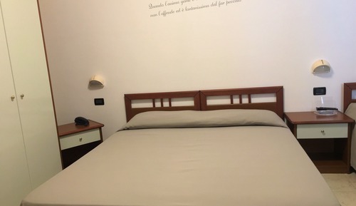 Double Room Single Use