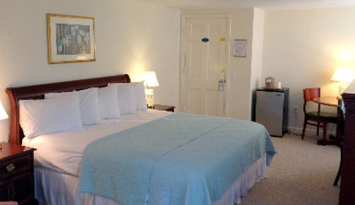 Standard Double Room, Private Bathroom (King Bed 2nd floor)