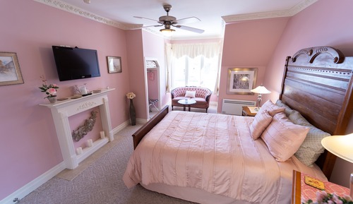Boles Room (Rm#9)