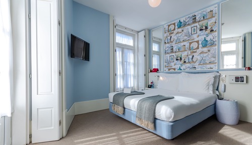 Classic Double or Twin Room, City View