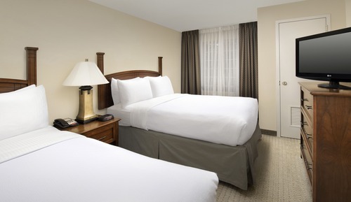 Suite, 2 Bedrooms, Kitchen
