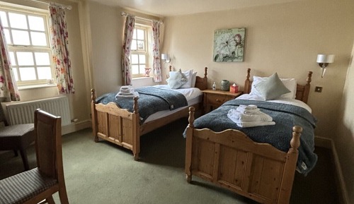 Twin Room, Ensuite
