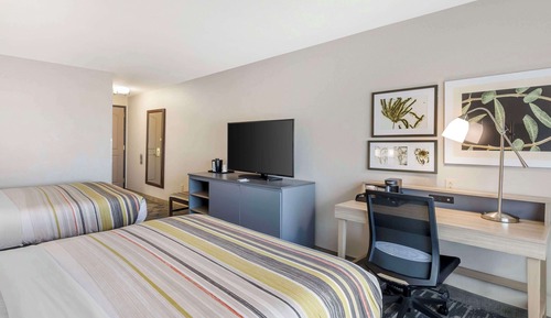 Room, 2 Queen Beds, Non Smoking