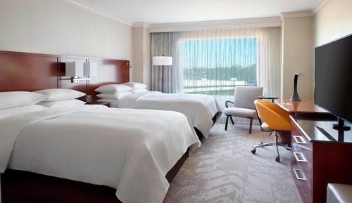 Room, 2 Double Beds (Mobility/Hearing Access, Roll-In Shwr)