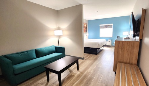 Studio Suite, 1 King Bed, Non Smoking