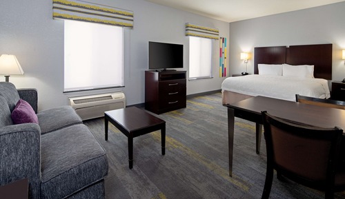 Studio Suite, 1 King Bed, Non Smoking