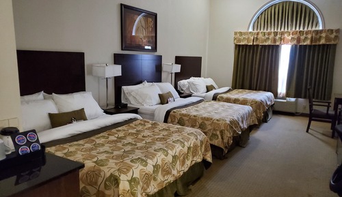 Room, Multiple Beds, Non Smoking, Microwave (Refrigerator)