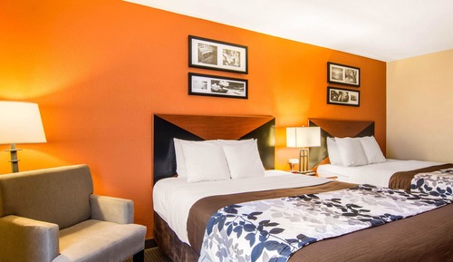 Standard Room, 2 Queen Beds, Non Smoking