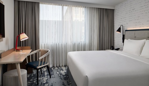 Room, 1 King Bed, City View