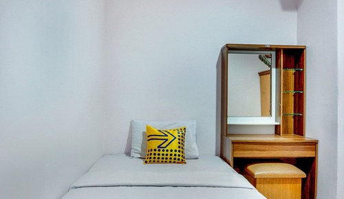 Economy Twin Room