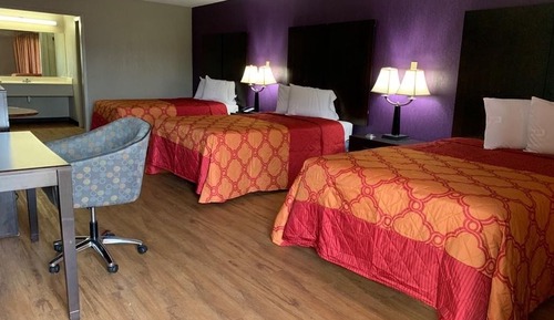 Economy Room