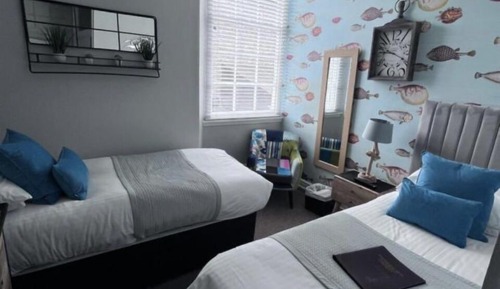 Classic Twin Room