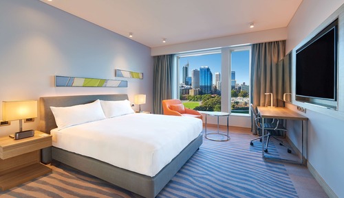Room, 1 King Bed, City View