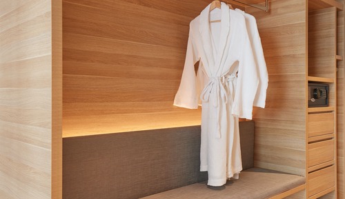 Room, 2 Twin Beds, City View