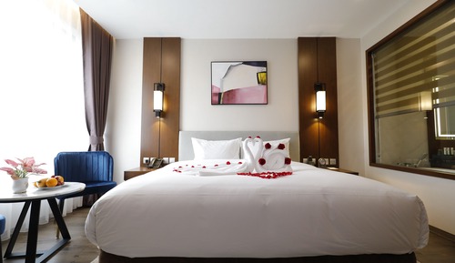 Deluxe Room for Single