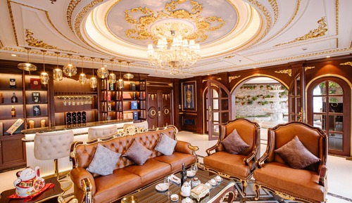 Presidential Room