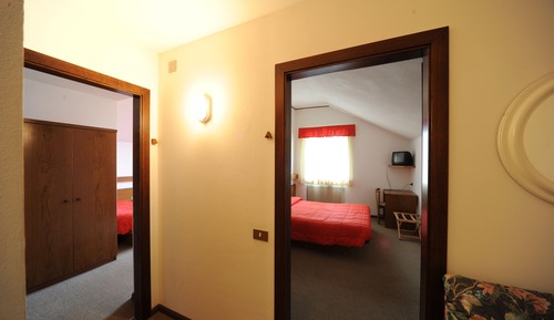 Family Room, 2 Bedrooms, Connecting Rooms
