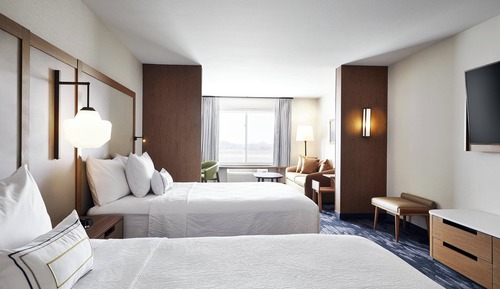 Suite, Multiple Beds