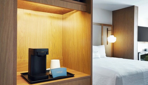 Suite, 1 King Bed with Sofa bed