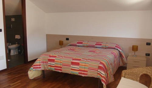 Double Room (Chiara)