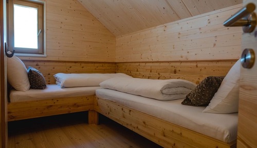 Superior Cabin, 2 Bedrooms, Balcony (Auernig, incl. EUR 90 cleaning fee)