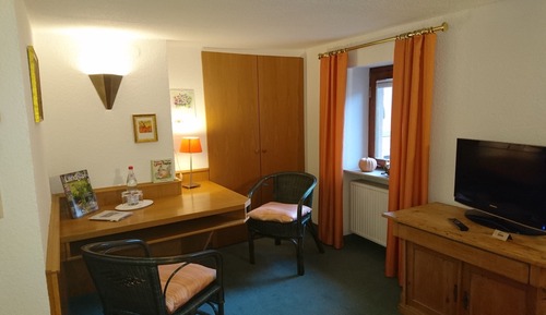 Standard Double Room, Ensuite, Courtyard View (Doppezlzimmer Nr. 3)