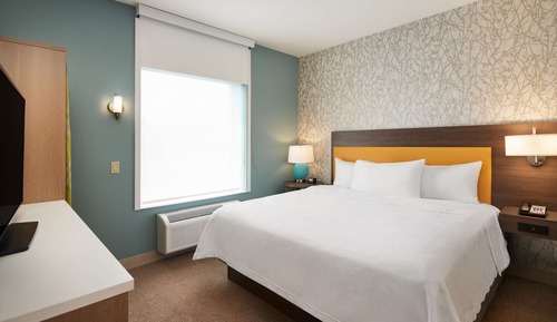 Studio Suite, 1 King Bed, Non Smoking