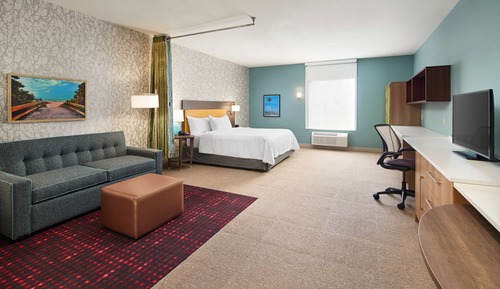 Basic Studio, 2 Queen Beds, Accessible, Bathtub (Mobility & Hearing)