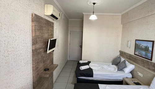 Family Twin Room
