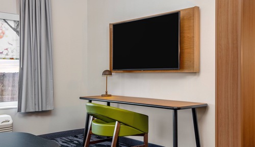 Suite, Multiple Beds (Hearing Accessible)