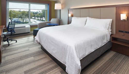 Standard Room, 1 King Bed