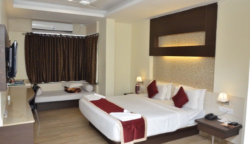Deluxe Suite