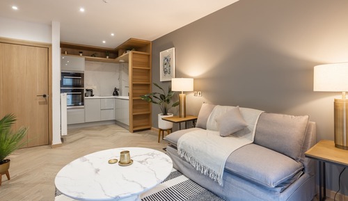 Duplex 1 Bedroom Apartment