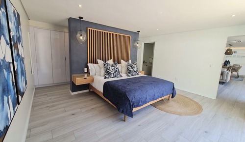 Elite Suite