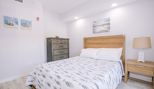 Comfort Condo, 1 Queen Bed with Sofa bed, Non Smoking