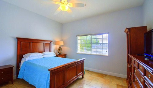 Premier Condo, 2 Bedrooms
