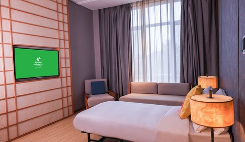 Suite, 1 King Bed