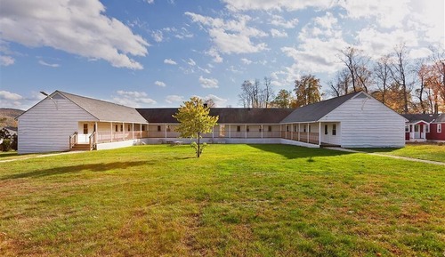 Eastover Retreat Room with Coffee and Tea