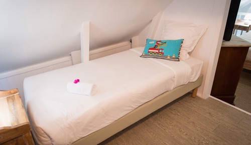 Standard Triple Room, Multiple Beds, Non Smoking