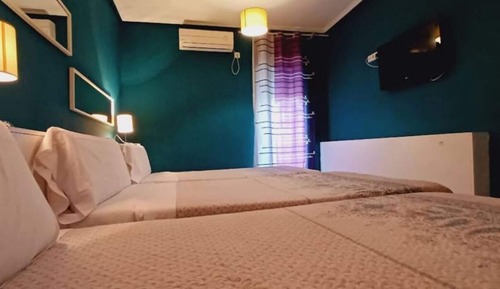 Comfort Triple Room