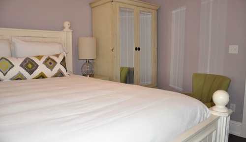Room (Room 5)