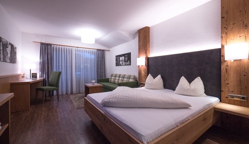 Deluxe Double Room, 1 Queen Bed