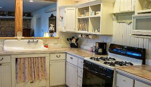 Superior Triple Room, Ensuite (5-Judge Thomas Wilson )